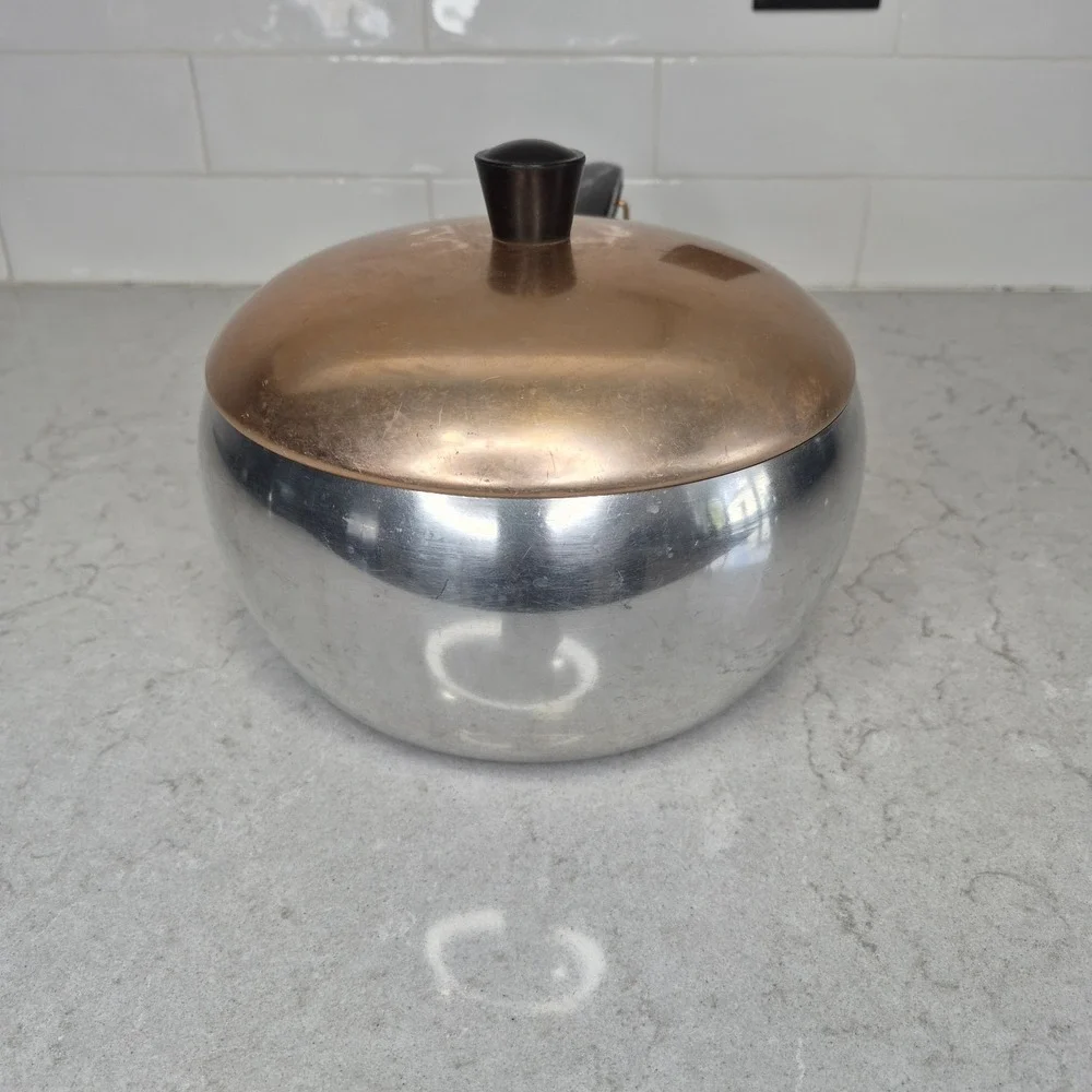 Vintage Wear-Ever Hallite No. 2103 1/2 USA 3-1/2 QT Aluminum Pot w/ Copper Lid